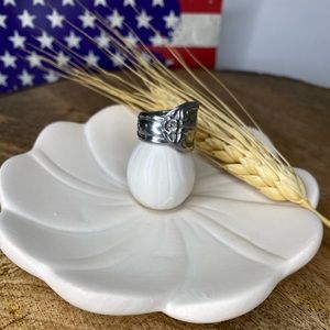 Stainless steel spoon ring